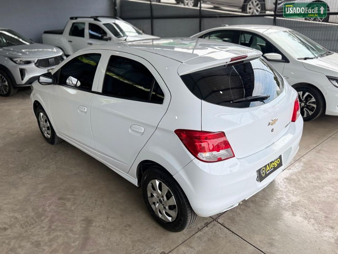 CHEVROLET/GM Onix Hatch LT 1.0 Mecânico Flex 2015/2015 — foto 4 de 14