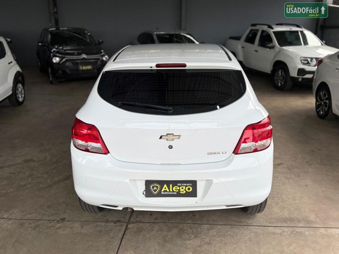 CHEVROLET/GM Onix Hatch LT 1.0 Mecânico Flex 2015/2015 — foto 5 de 14