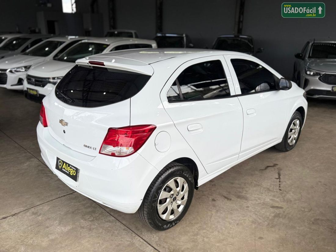 CHEVROLET/GM Onix Hatch LT 1.0 Mecânico Flex 2015/2015 — foto 6 de 14