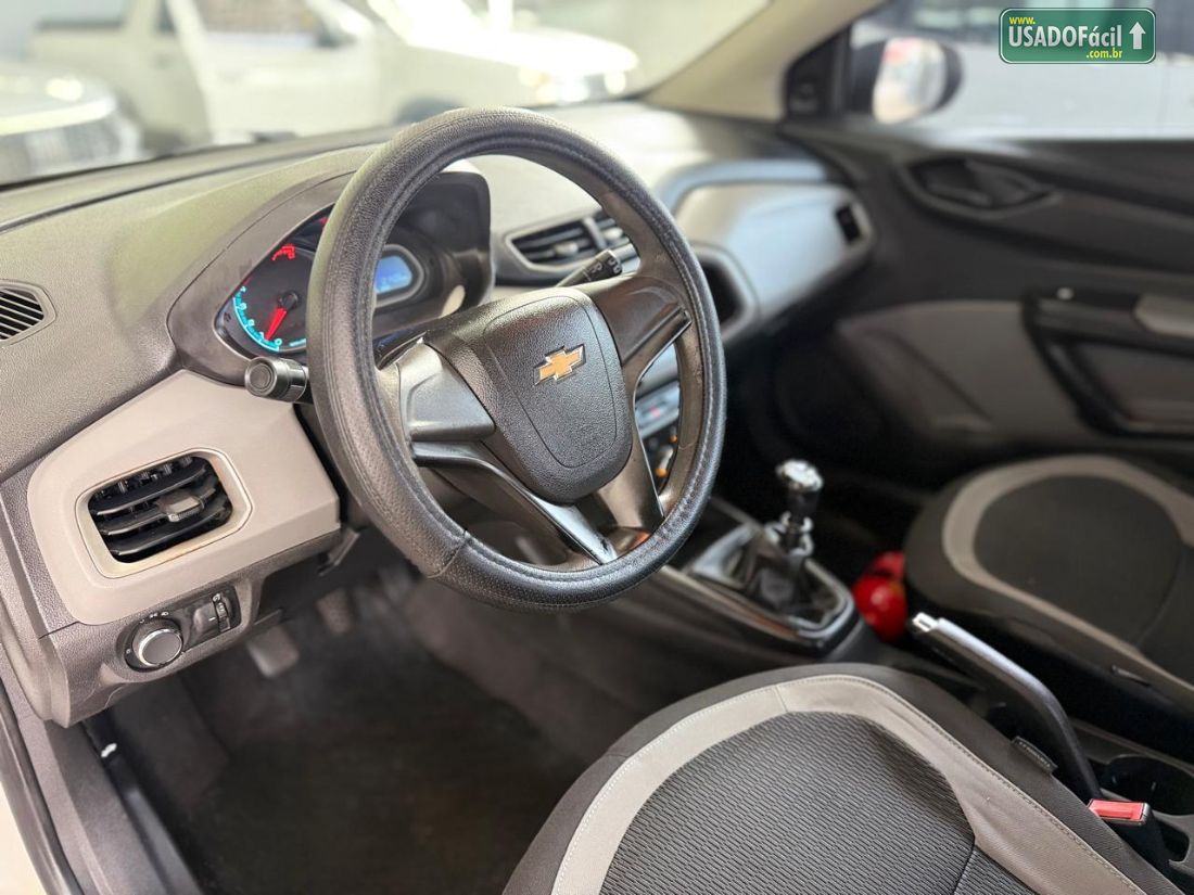 CHEVROLET/GM Onix Hatch LT 1.0 Mecânico Flex 2015/2015 — foto 7 de 14