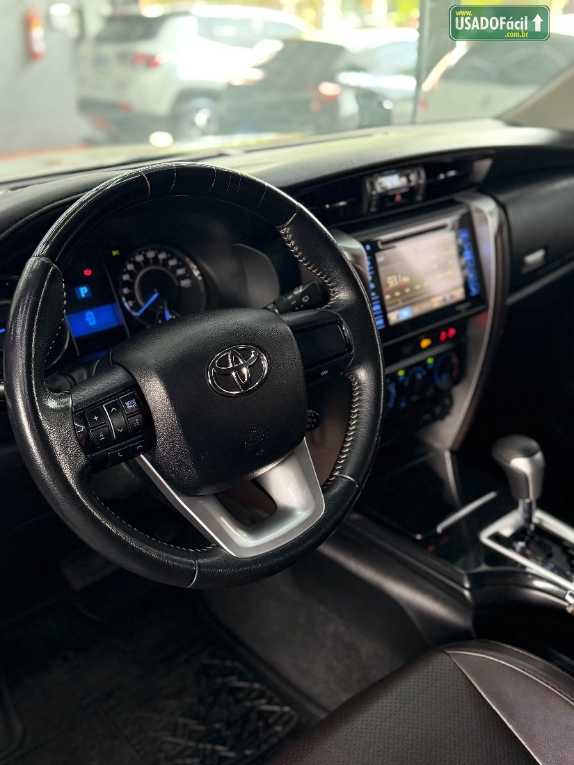 Toyota Hilux SW4 SR 2.7 4X2 Flex Automático 2017/2018 — foto 11 de 16