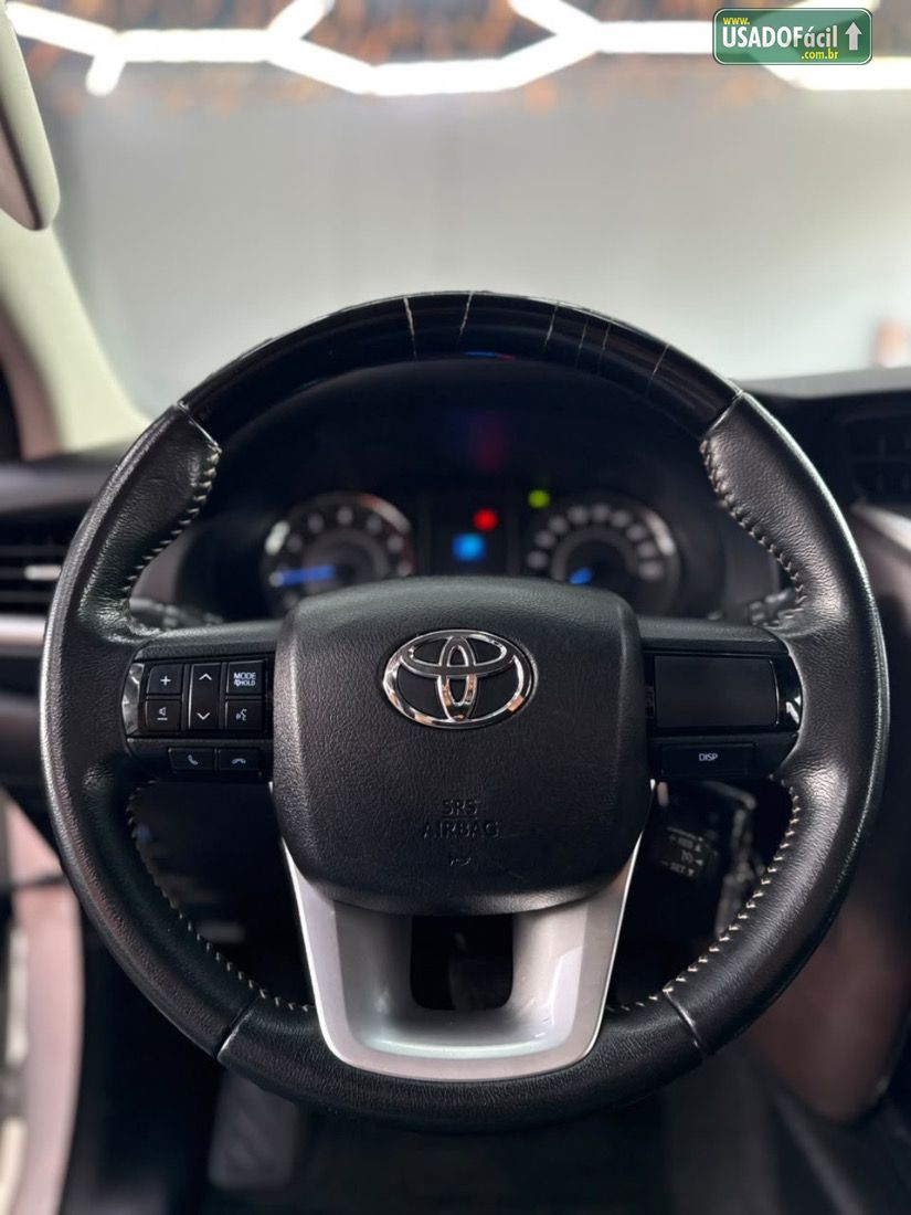 Toyota Hilux SW4 SR 2.7 4X2 Flex Automático 2017/2018 — foto 12 de 16