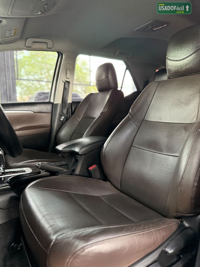 Toyota Hilux SW4 SR 2.7 4X2 Flex Automático 2017/2018 — foto 15 de 16