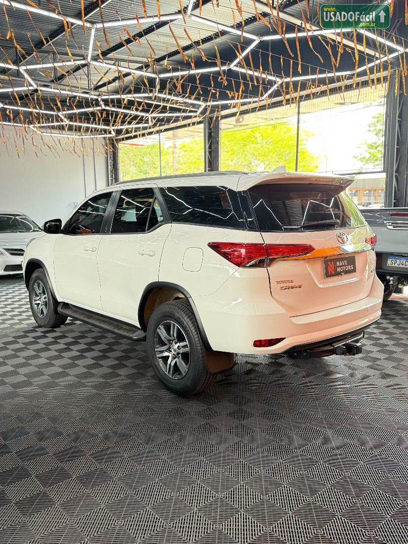 Toyota Hilux SW4 SR 2.7 4X2 Flex Automático 2017/2018 — foto 6 de 16