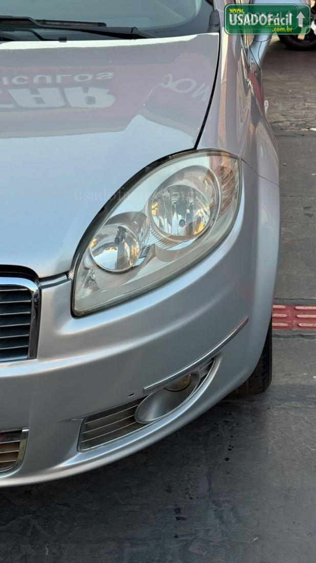 FIAT LINEA ABSOLUTE 1.8 2010/2011 — foto 2 de 9