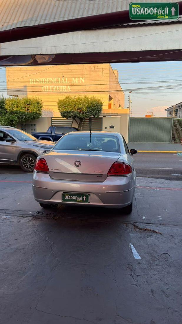 FIAT LINEA ABSOLUTE 1.8 2010/2011 — foto 4 de 9