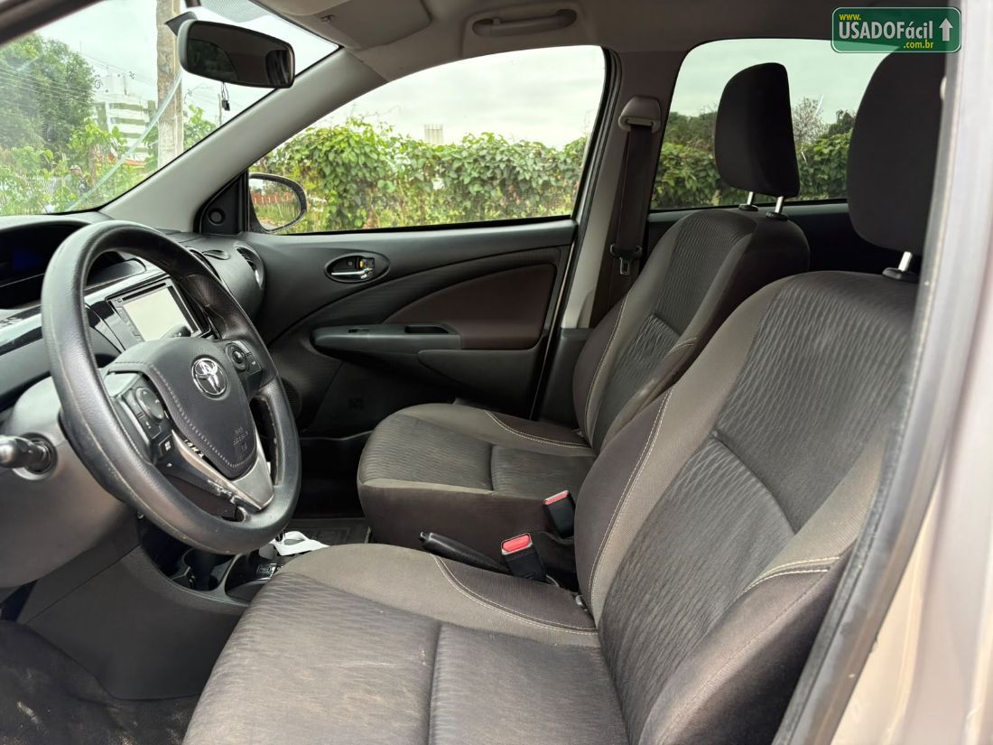 Toyota Etios Sedan XS 1.5 Automático Flex 2017/2018 — foto 10 de 11