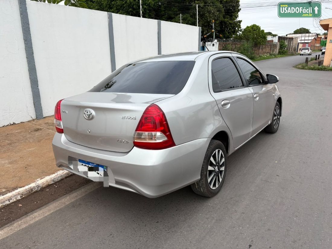 Toyota Etios Sedan XS 1.5 Automático Flex 2017/2018 — foto 8 de 11