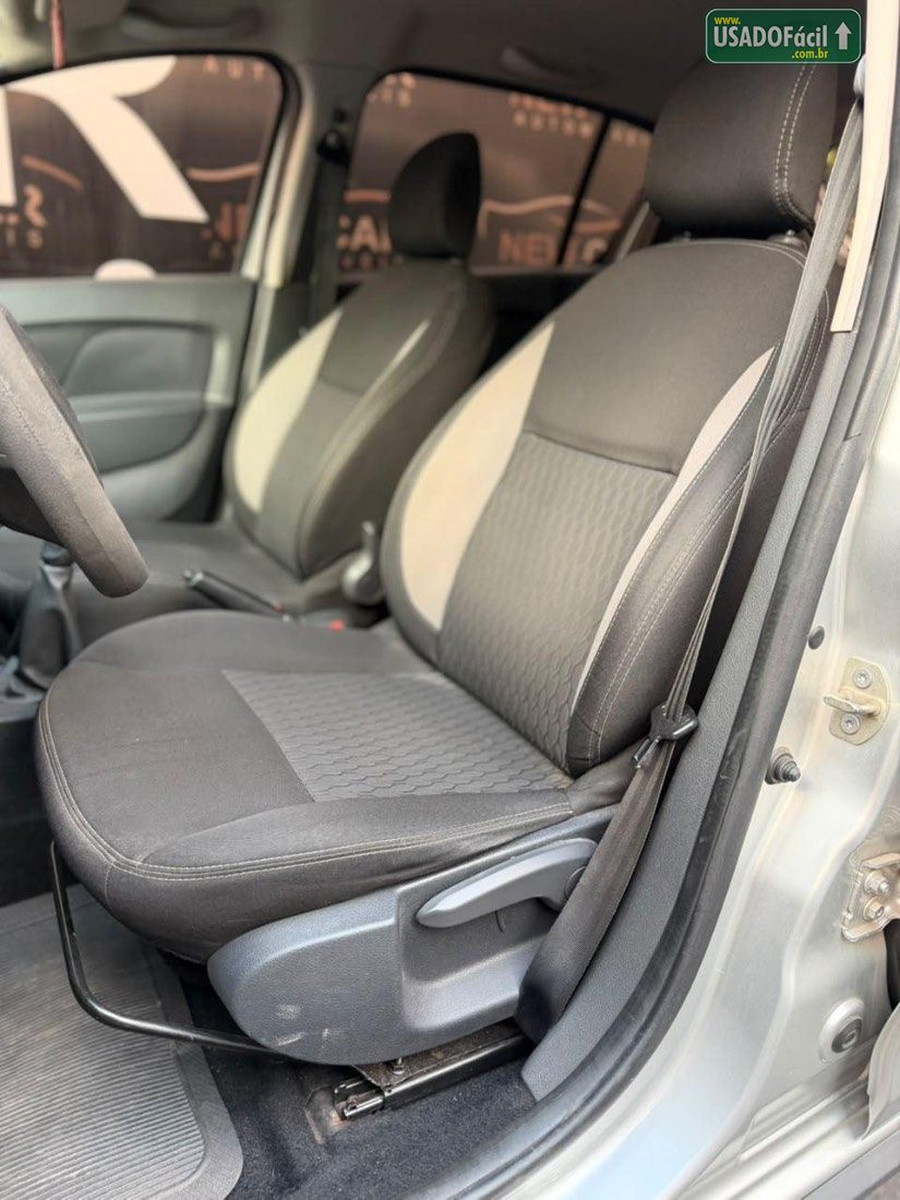 Renault Sandero Stepway 1.6 5P Flex 2018/2019 — foto 12 de 13