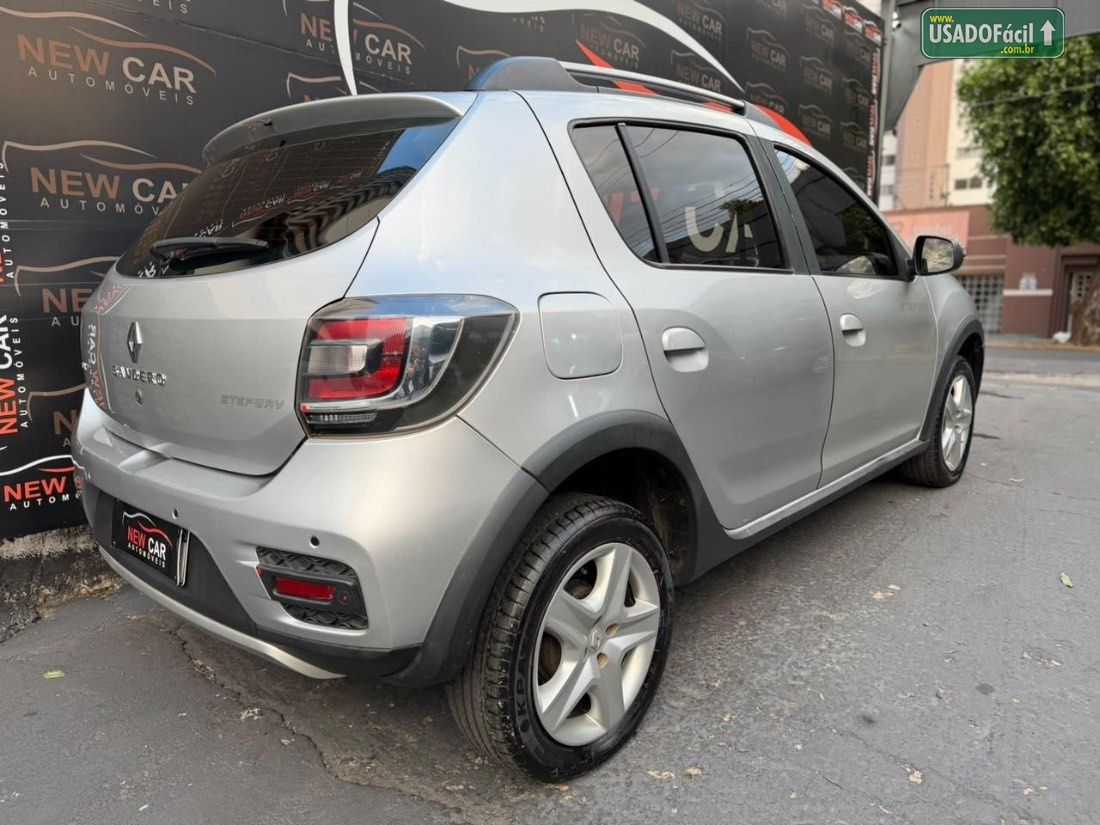Renault Sandero Stepway 1.6 5P Flex 2018/2019 — foto 7 de 13