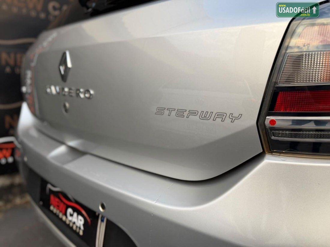 Renault Sandero Stepway 1.6 5P Flex 2018/2019 — foto 9 de 13