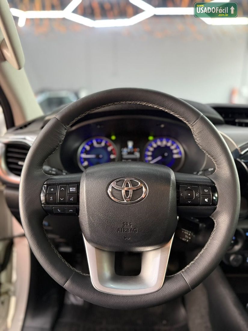Toyota Hilux SRV CD 2.8 4x4 TDI Automático Diesel 2016/2017 — foto 12 de 15