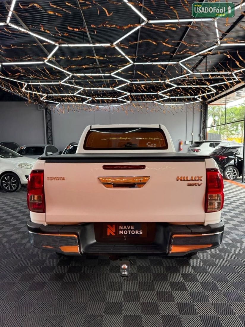 Toyota Hilux SRV CD 2.8 4x4 TDI Automático Diesel 2016/2017 — foto 5 de 15