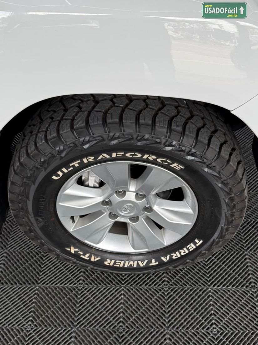 Toyota Hilux SRV CD 2.8 4x4 TDI Automático Diesel 2016/2017 — foto 7 de 15