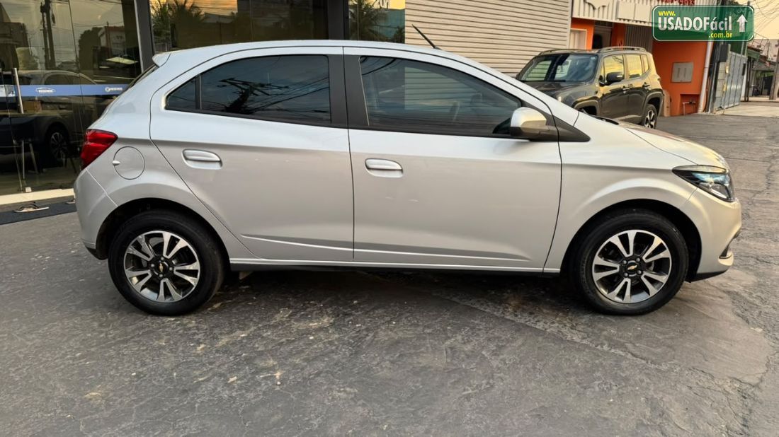 CHEVROLET/GM Onix Hatch LTZ 1.4 Automático Flex 2014/2015 — foto 3 de 15