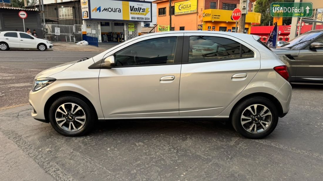 CHEVROLET/GM Onix Hatch LTZ 1.4 Automático Flex 2014/2015 — foto 4 de 15