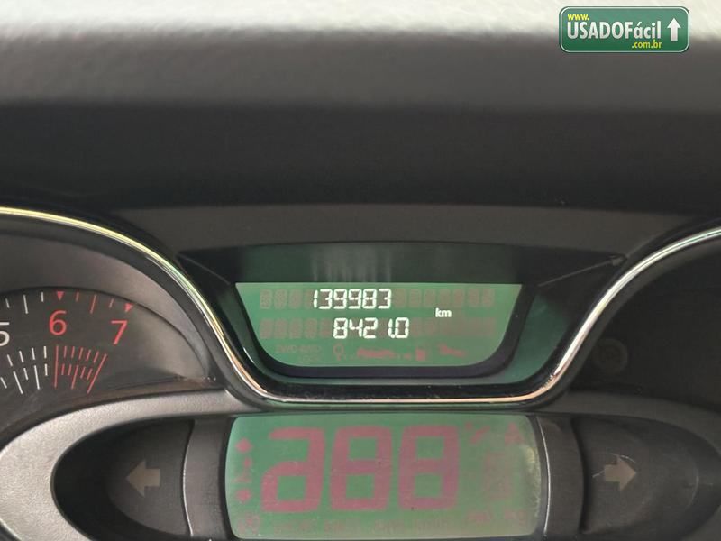 RENAULT Captur Intense Bose 2.0 Automático Flex 2020/2021 — foto 18 de 19