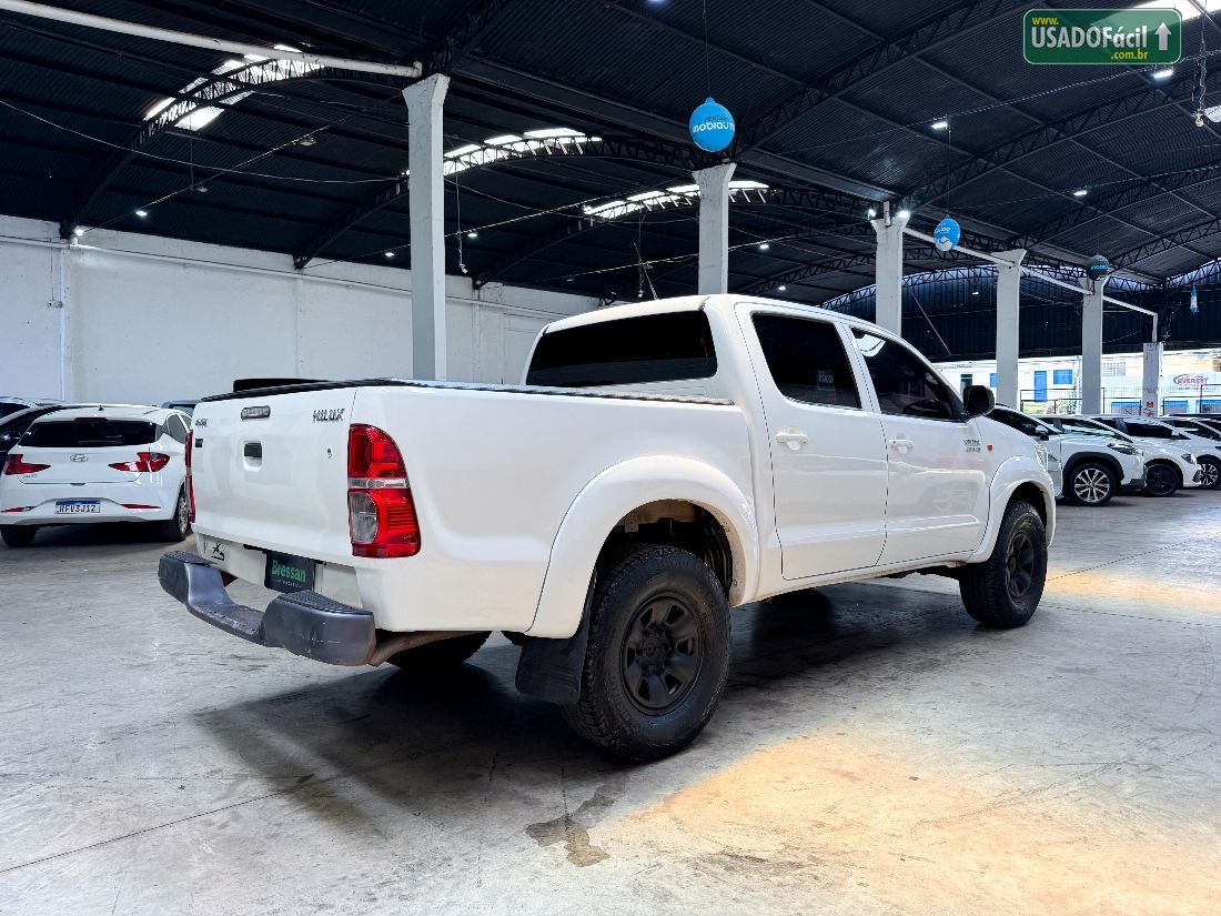 Toyota Hilux CD D4-D 3.0 4X4 TDI Mecânico Diesel 2014/2015 — foto 7 de 8