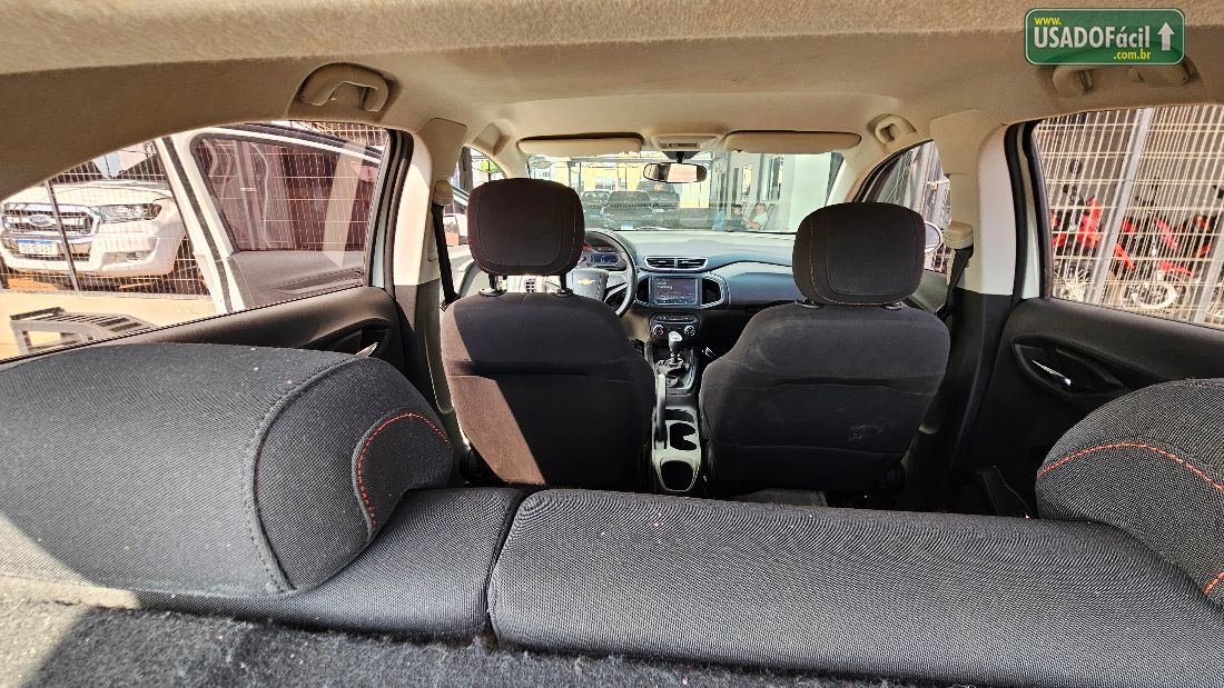 CHEVROLET/GM Onix Hatch LT 1.4 Mecânico Flex 2015/2015 — foto 12 de 15