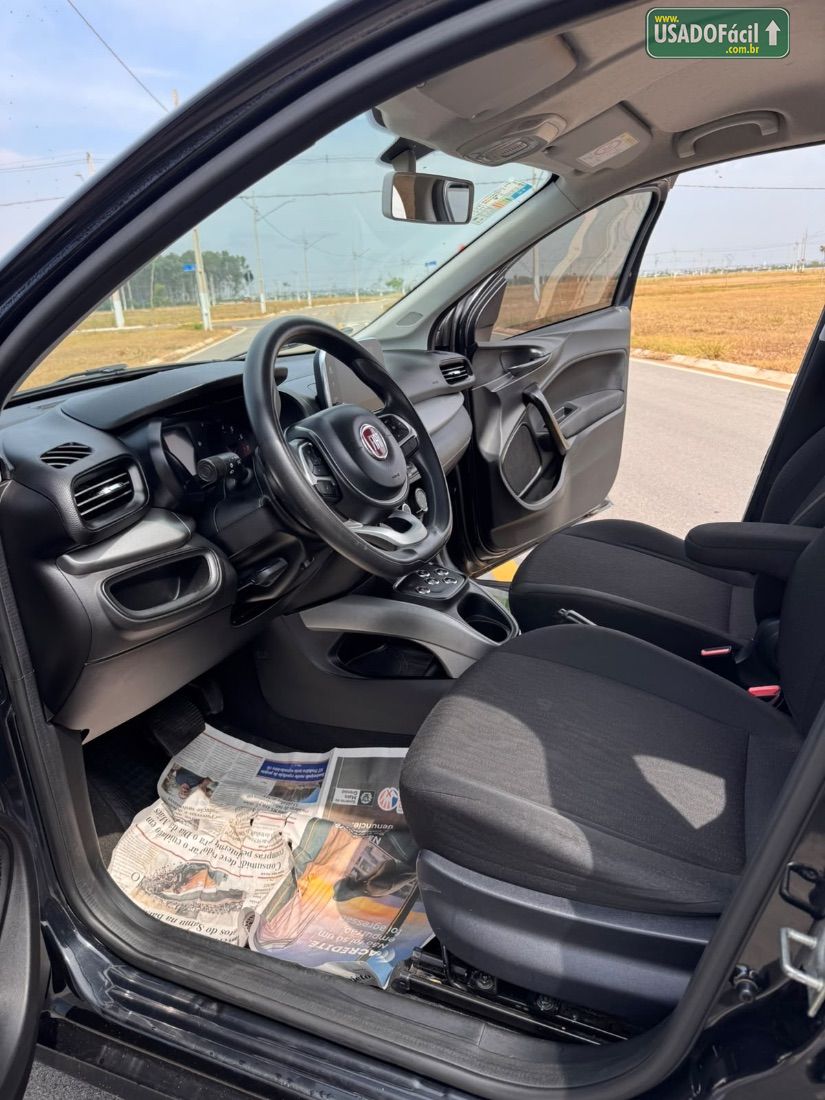 Fiat Cronos Drive GSR 1.3 Flex 2018/2019 — foto 5 de 10
