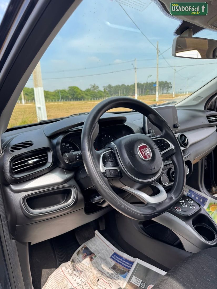Fiat Cronos Drive GSR 1.3 Flex 2018/2019 — foto 6 de 10