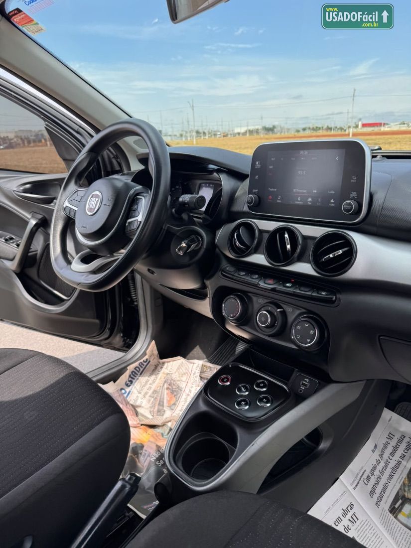 Fiat Cronos Drive GSR 1.3 Flex 2018/2019 — foto 8 de 10
