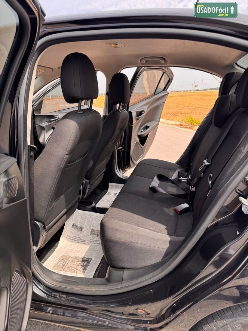 Fiat Cronos Drive GSR 1.3 Flex 2018/2019 — foto 9 de 10