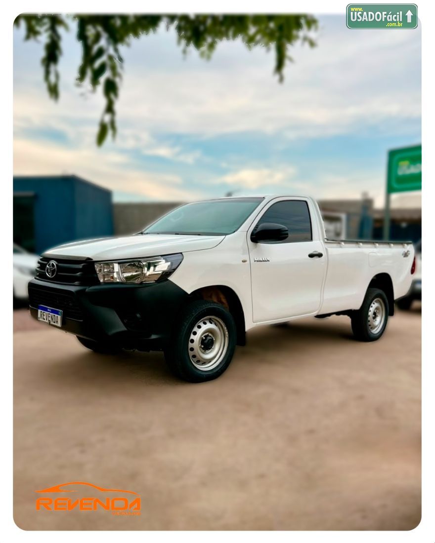 Toyota Hilux CS 4x4 2.8 TDI Mecânico Diesel 2017/2018 — foto 11 de 13