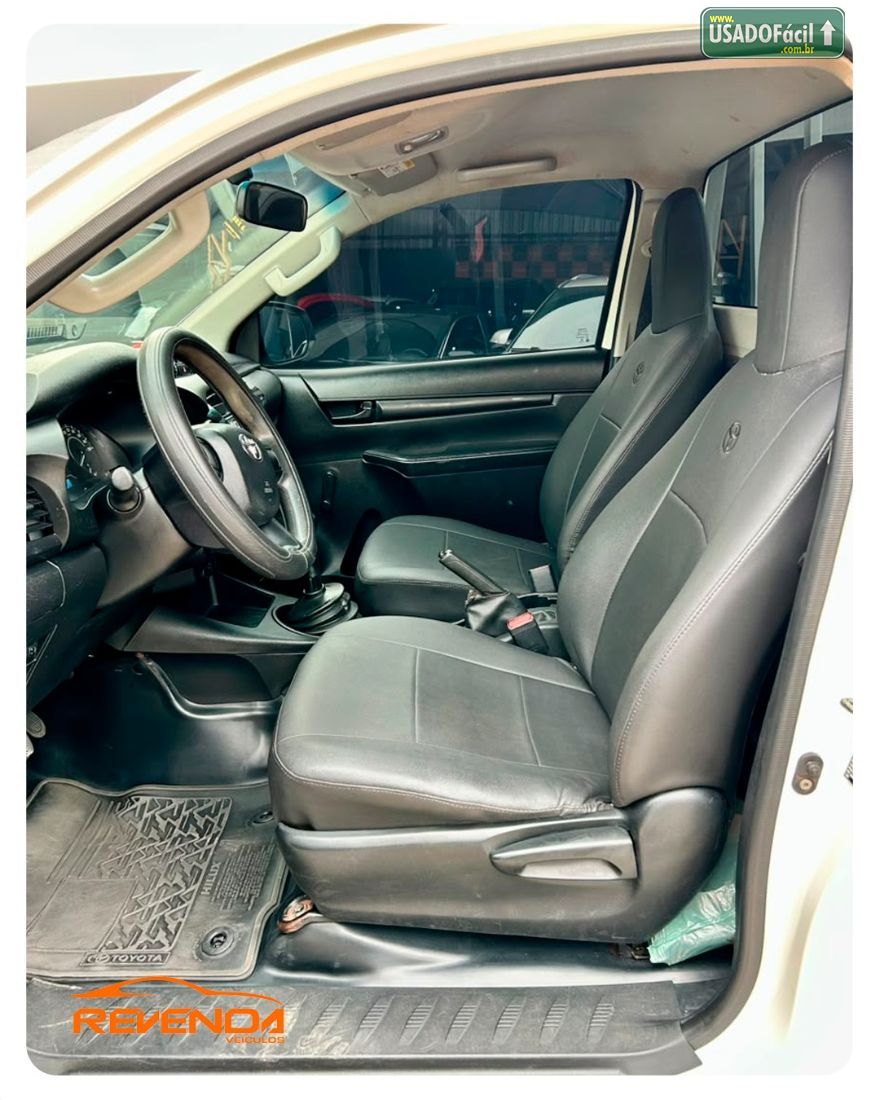Toyota Hilux CS 4x4 2.8 TDI Mecânico Diesel 2017/2018 — foto 6 de 13