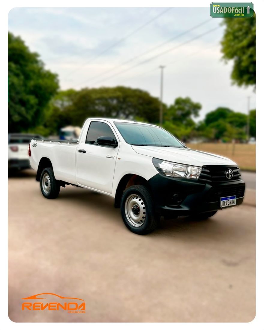 Toyota Hilux CS 4x4 2.8 TDI Mecânico Diesel 2017/2018 — foto 7 de 13