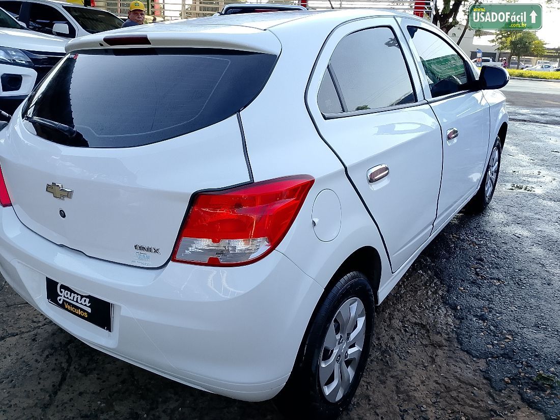 CHEVROLET/GM Onix Hatch LS 1.0 Mecânico Flex 2016/2016 — foto 5 de 11