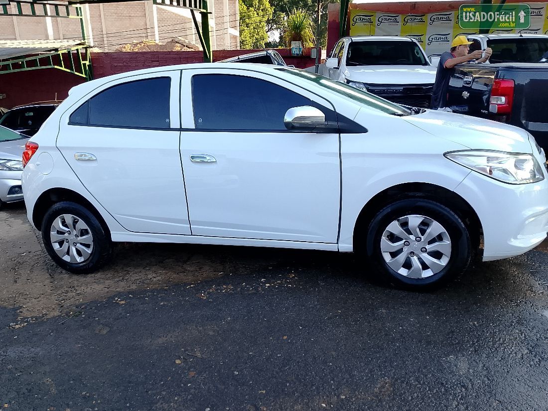 CHEVROLET/GM Onix Hatch LS 1.0 Mecânico Flex 2016/2016 — foto 9 de 11
