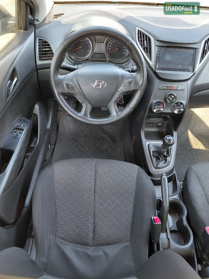 Hyundai HB20 Hatch Unique 1.0 Mecânico Flex 2018/2019 — foto 10 de 14