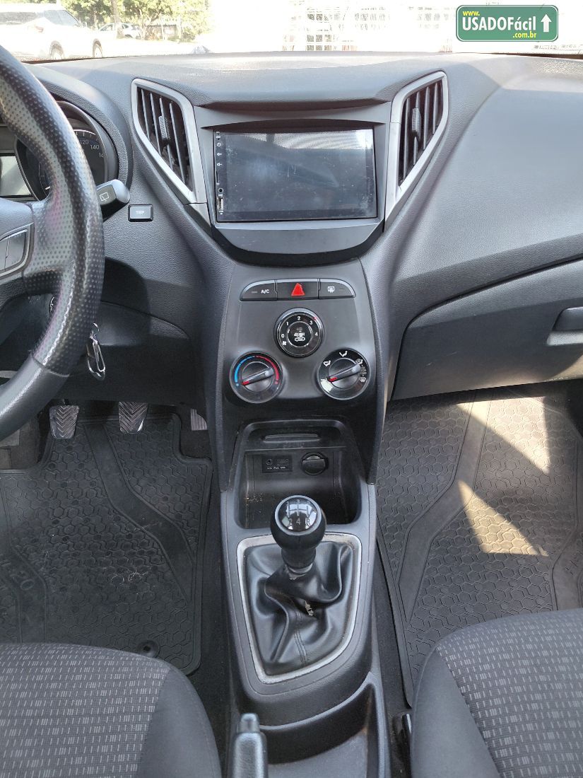Hyundai HB20 Hatch Unique 1.0 Mecânico Flex 2018/2019 — foto 12 de 14