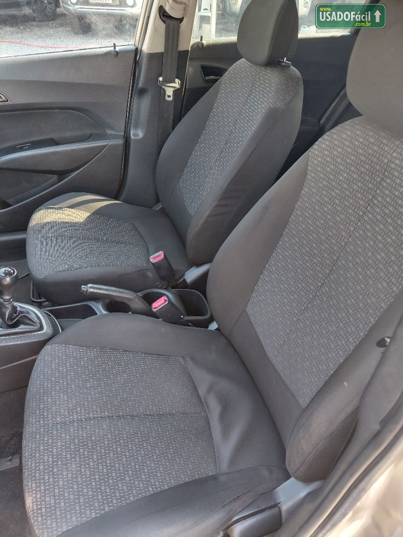 Hyundai HB20 Hatch Unique 1.0 Mecânico Flex 2018/2019 — foto 13 de 14
