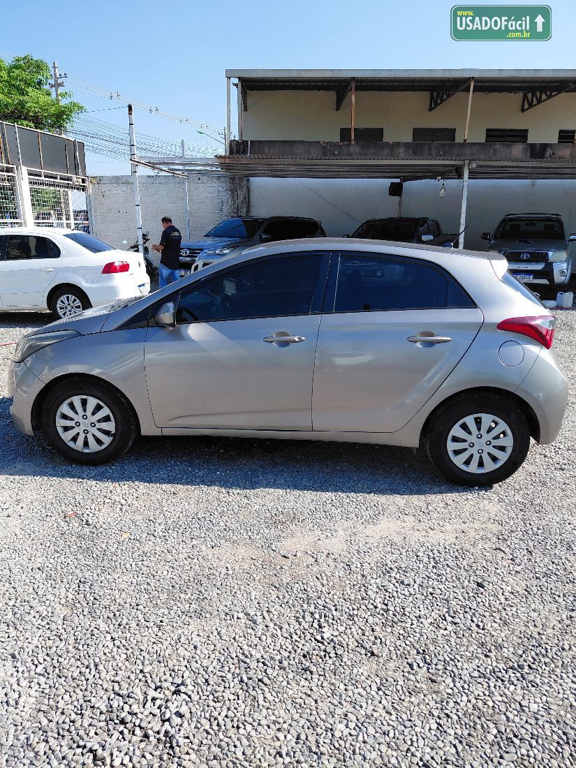 Hyundai HB20 Hatch Unique 1.0 Mecânico Flex 2018/2019 — foto 7 de 14