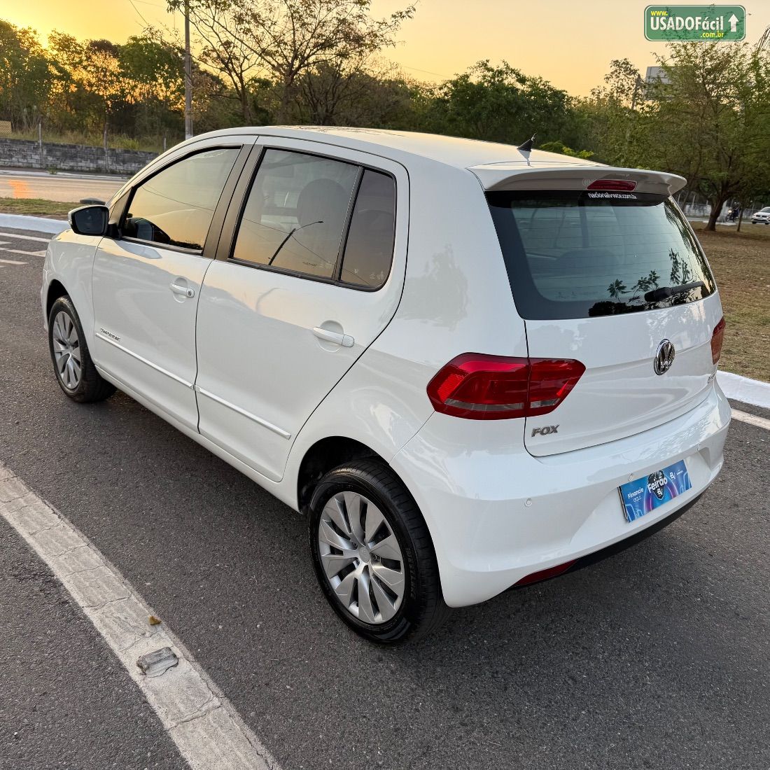 Volkswagen Fox Comfortline 1.6 4P Flex 2015/2015 — foto 6 de 10