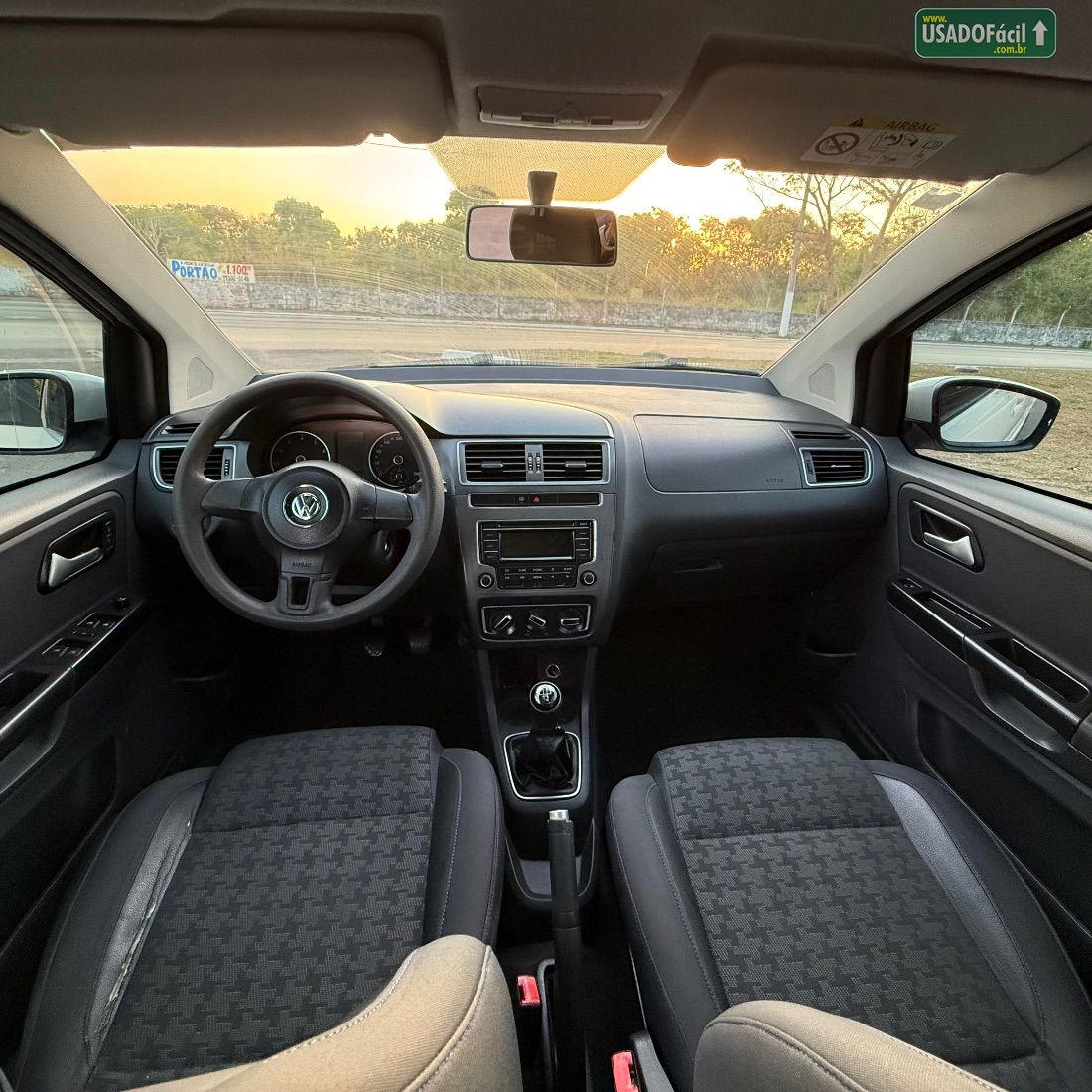Volkswagen Fox Comfortline 1.6 4P Flex 2015/2015 — foto 7 de 10