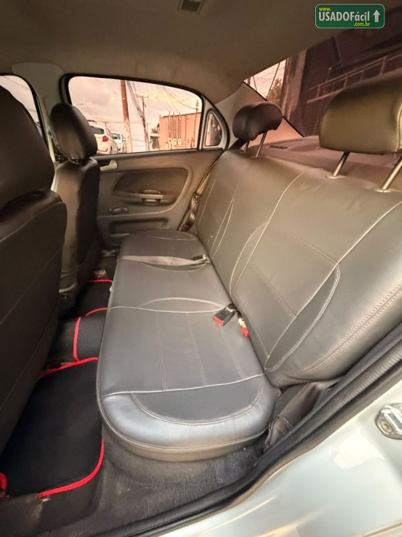Volkswagen Voyage Trendline 1.6 Total Flex 2014/2015 — foto 7 de 9