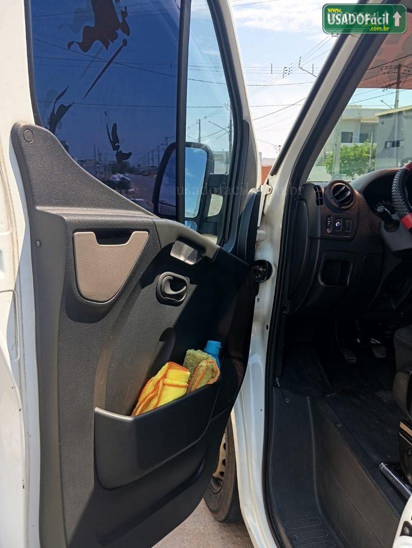 RENAULT Master van 2.3 16L Longo Diesel 2015/2016 — foto 6 de 10