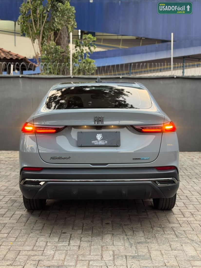 Fiat Fastback Impetus 200 Turbo Automático Híbri­do 2025/2026 — foto 8 de 19