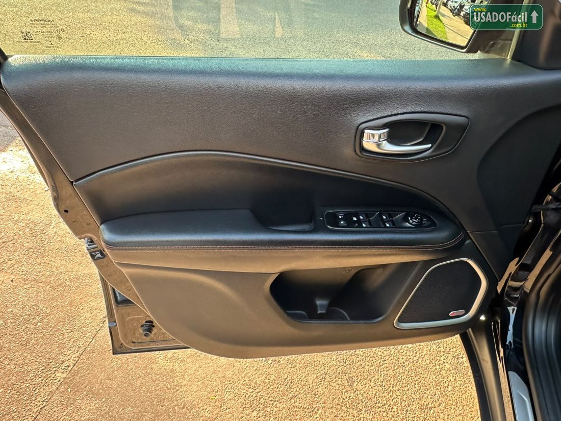 Jeep Compass Limited 2.0 4x2 Automático Flex 2019/2020 — foto 4 de 17