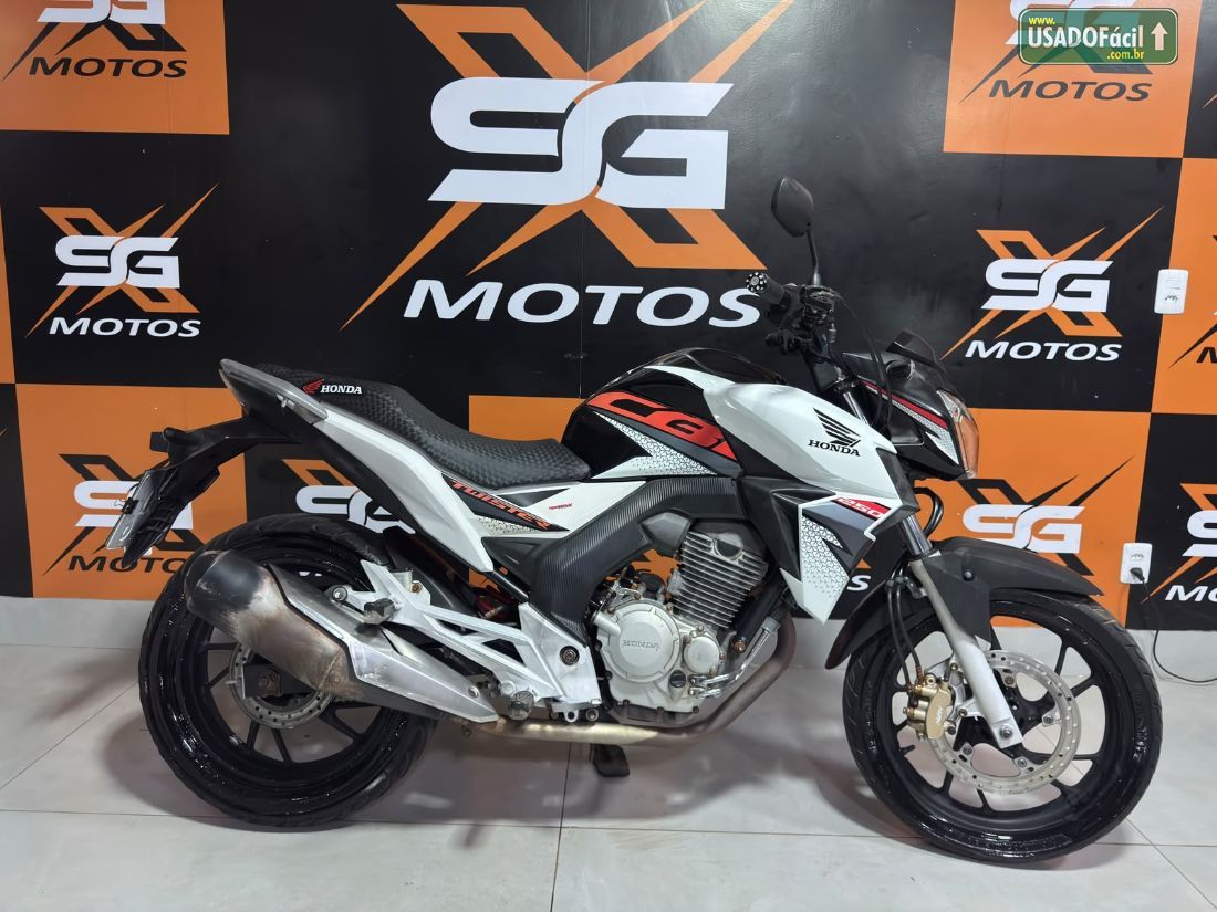 Honda CB 250 Twister 2019/2019 — foto 2 de 8