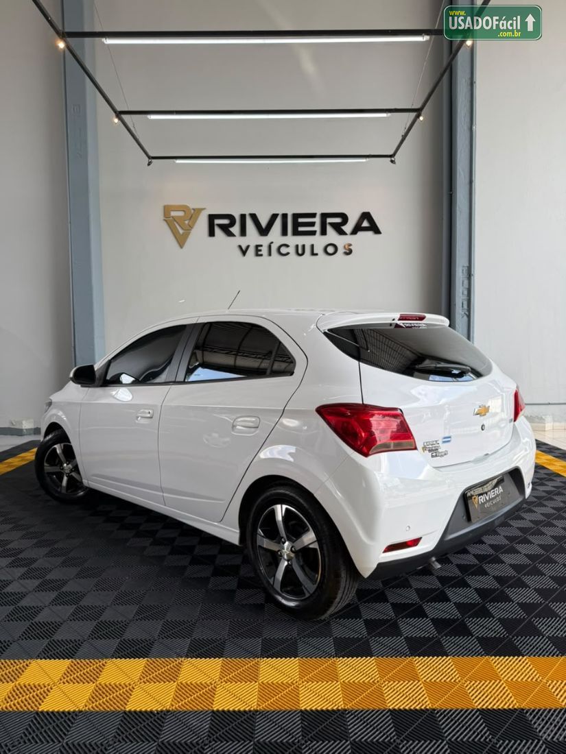CHEVROLET/GM Onix Hatch LTZ 1.4 Automático Flex 2017/2018 — foto 6 de 11