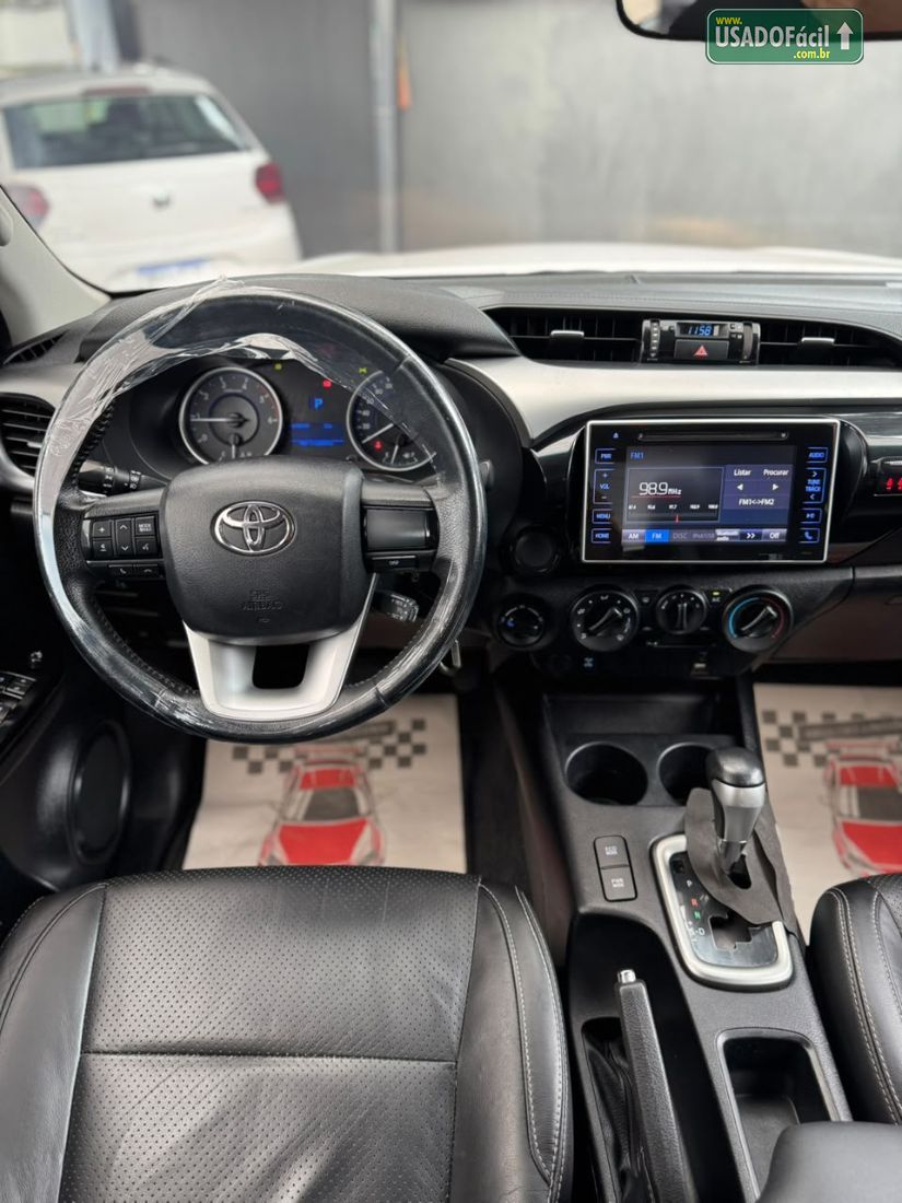 Toyota Hilux SR CD 2.8 4X4 TDI Automático Diesel 2017/2017 — foto 15 de 19
