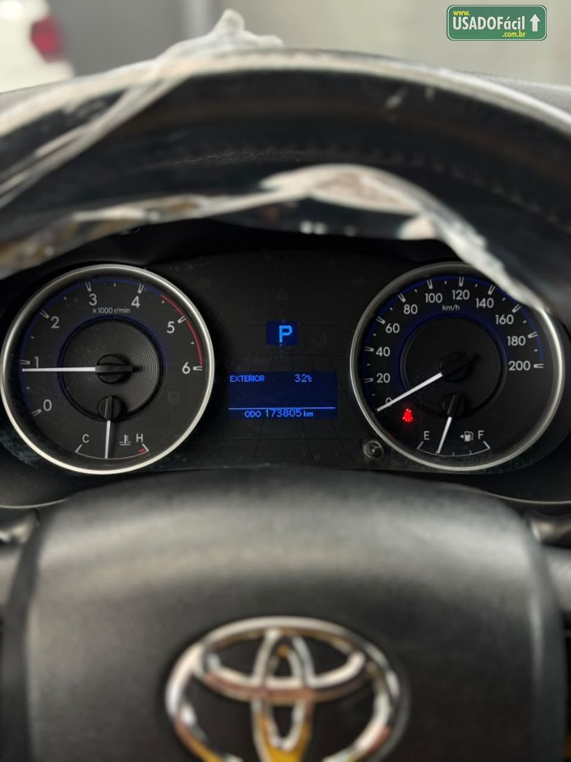 Toyota Hilux SR CD 2.8 4X4 TDI Automático Diesel 2017/2017 — foto 18 de 19