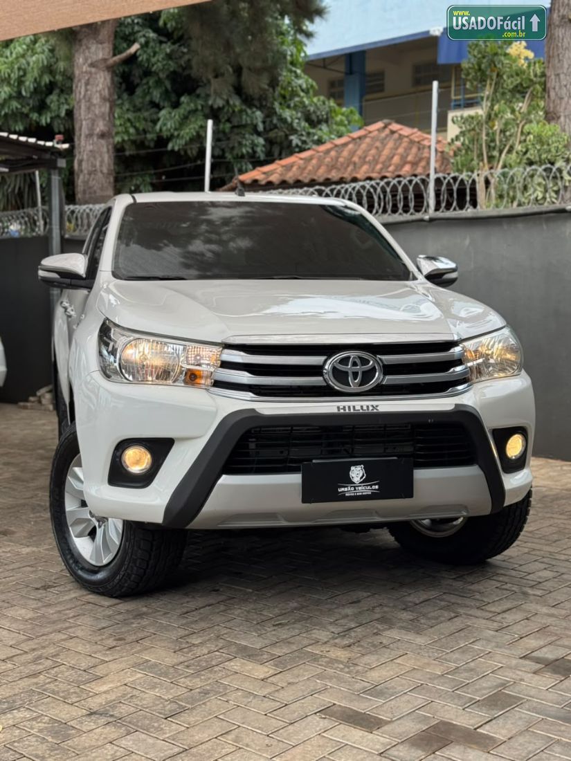 Toyota Hilux SR CD 2.8 4X4 TDI Automático Diesel 2017/2017 — foto 4 de 19