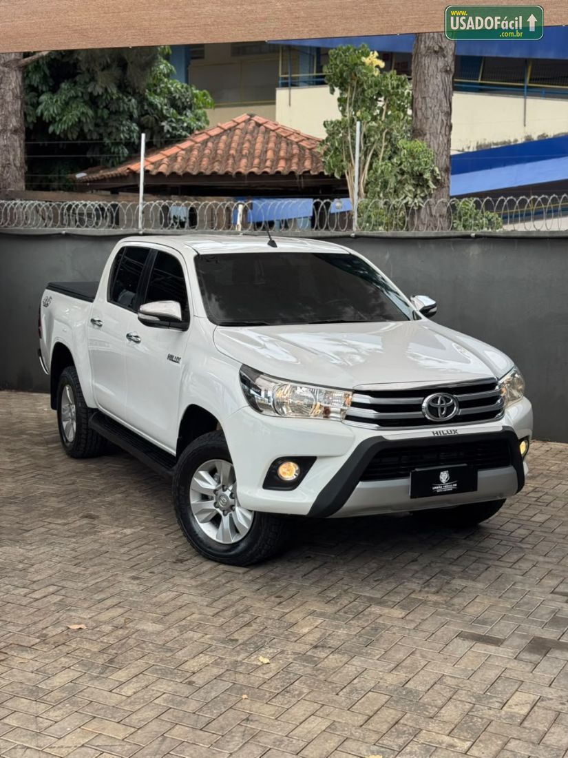 Toyota Hilux SR CD 2.8 4X4 TDI Automático Diesel 2017/2017 — foto 7 de 19