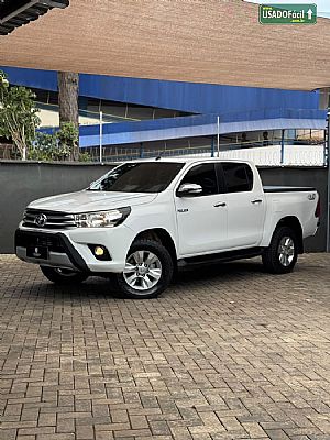 Toyota Hilux SR CD 2.8 4X4 TDI Automático Diesel