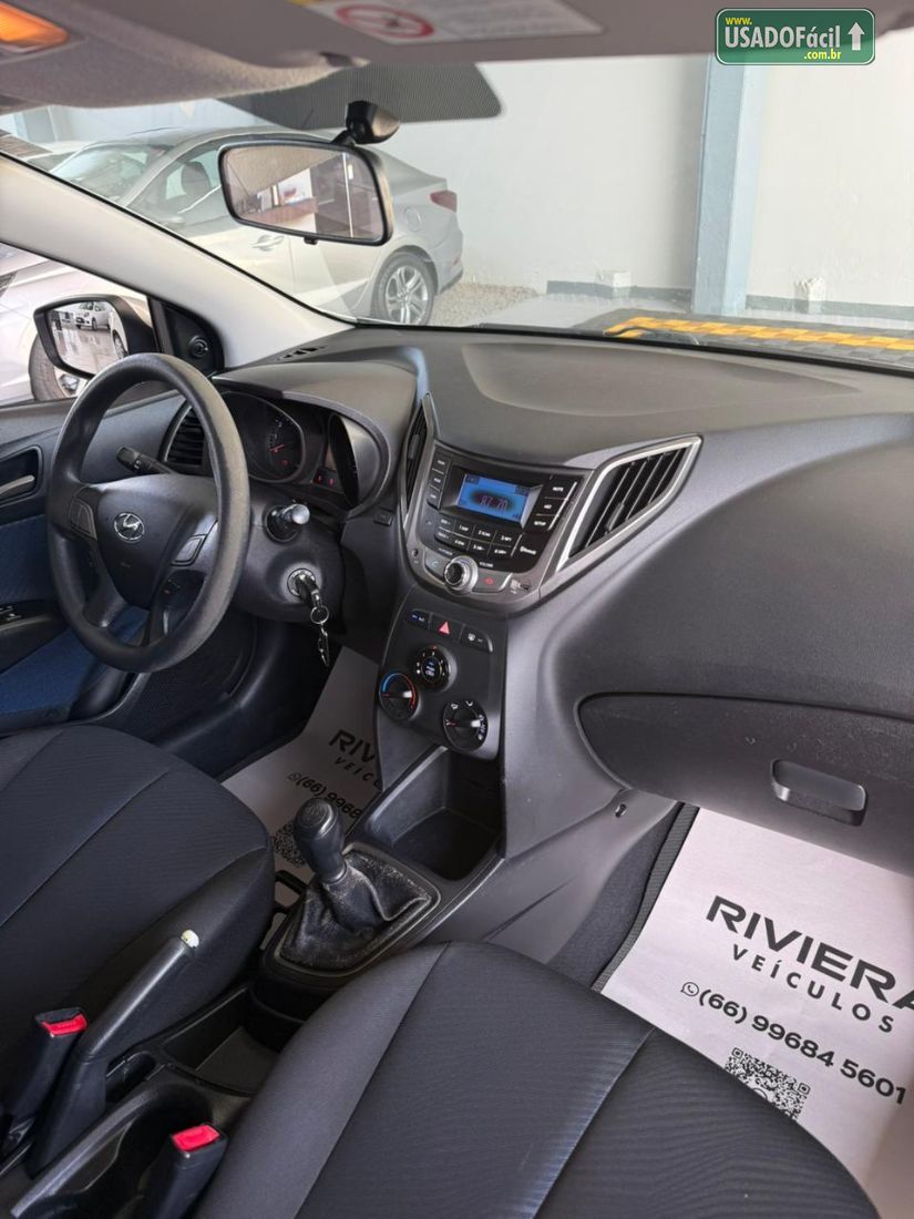 Hyundai HB20 Hatch Comfort Style 1.6 Mecânico Flex 2013/2014 — foto 5 de 11
